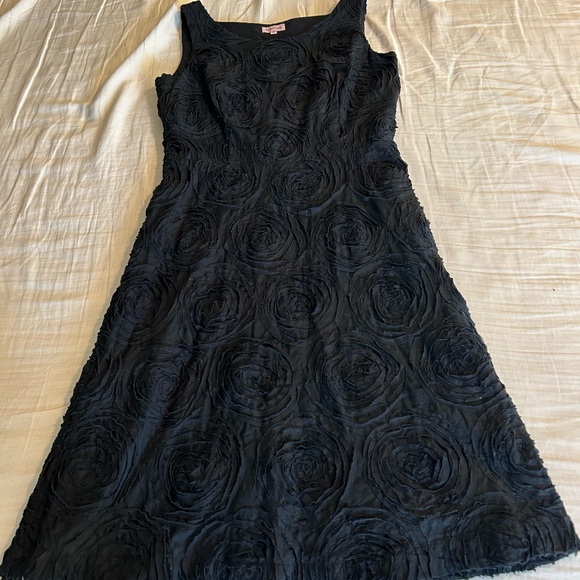 Phase 8, ‘The perfect LBD’ size 4 (UK 8) - Picture 2 of 10